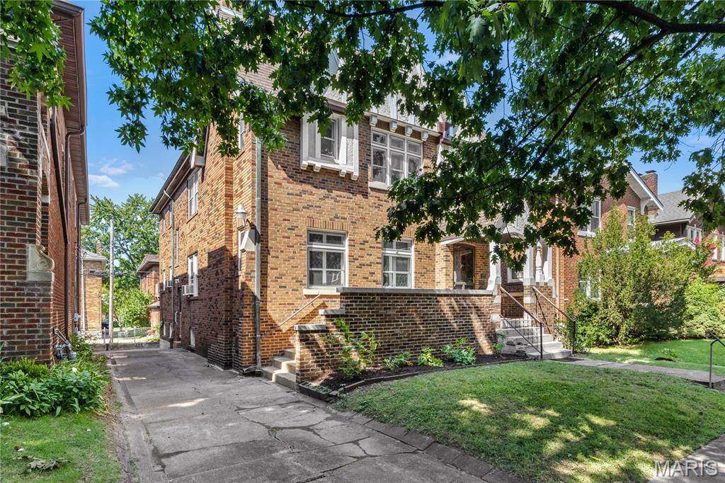 University Park - Residential Income