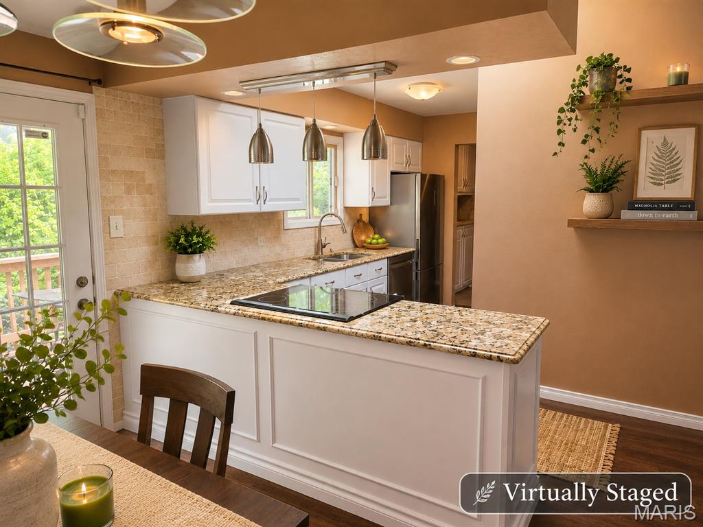 Parkridge Condos Ph 02 11 - Residential