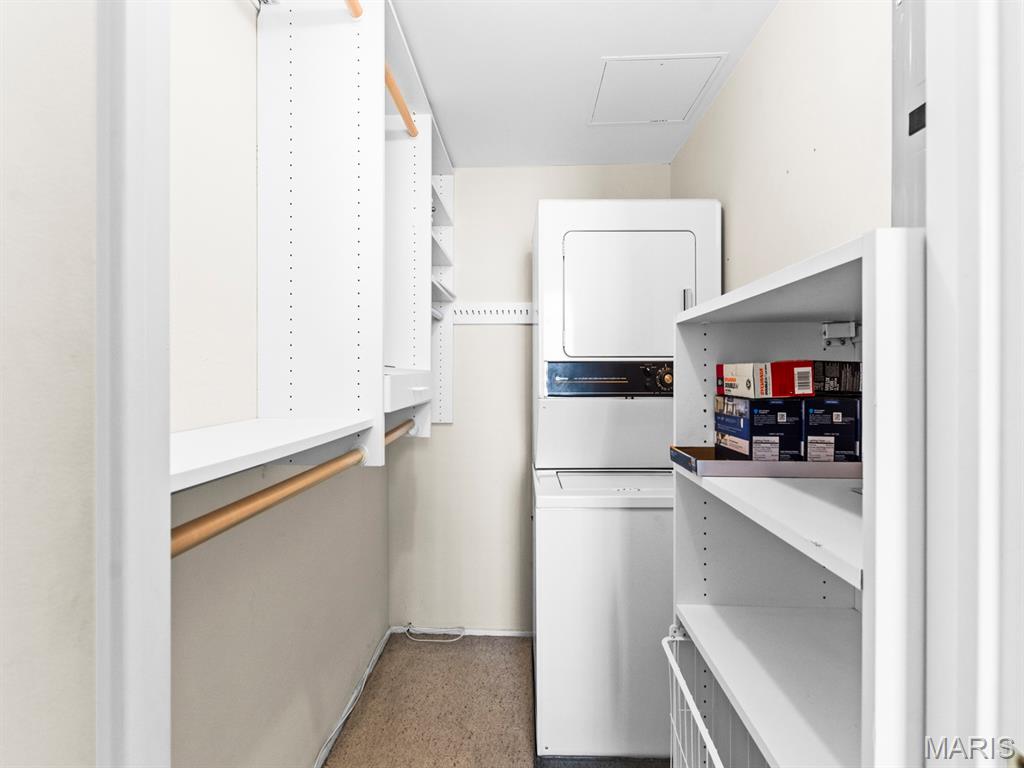 Park Tower Condo - Residential
