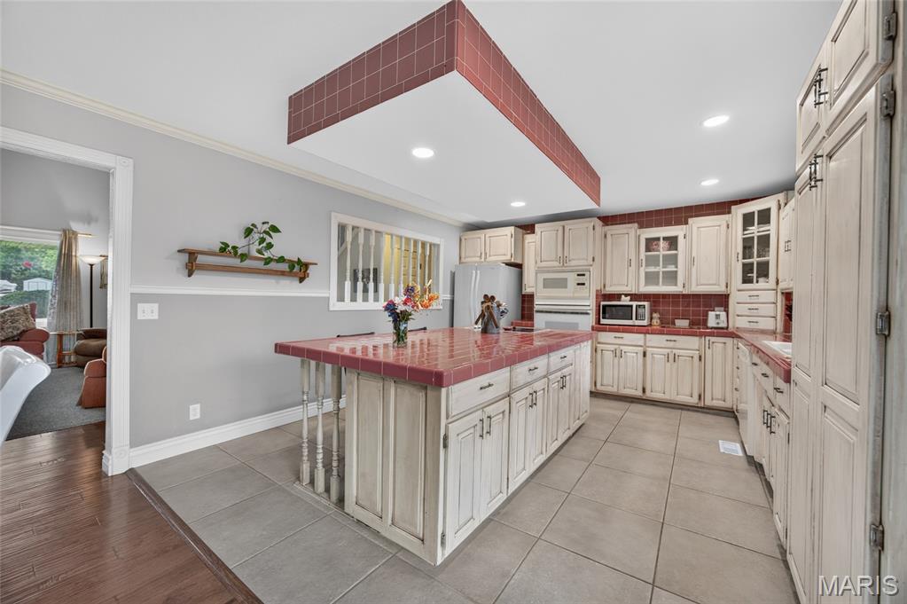 North Oaks - Residential