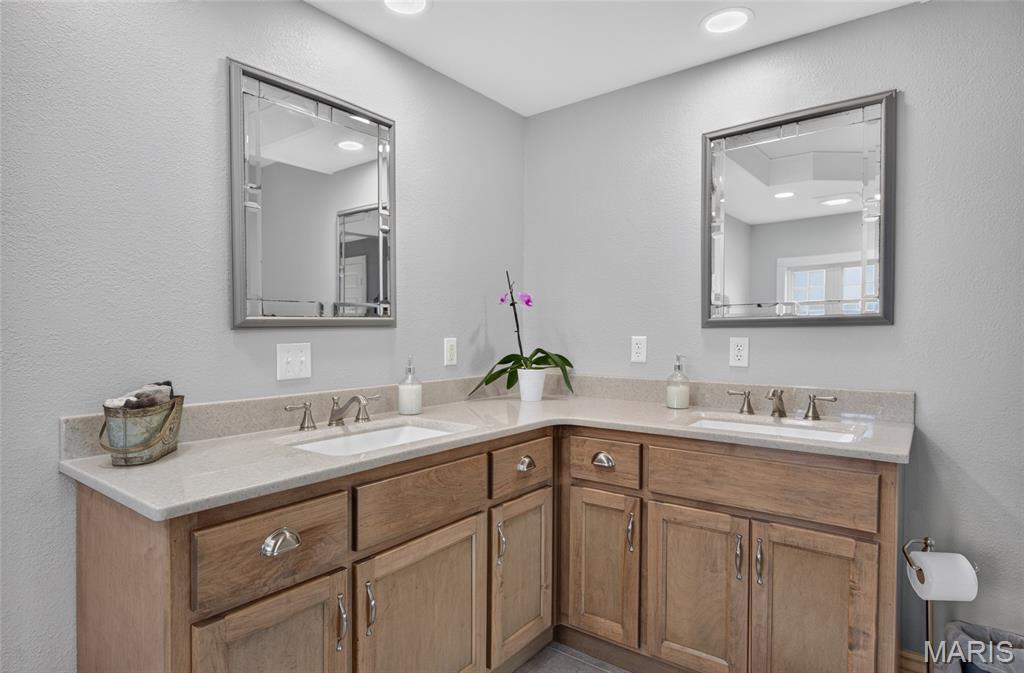 North Oaks - Residential