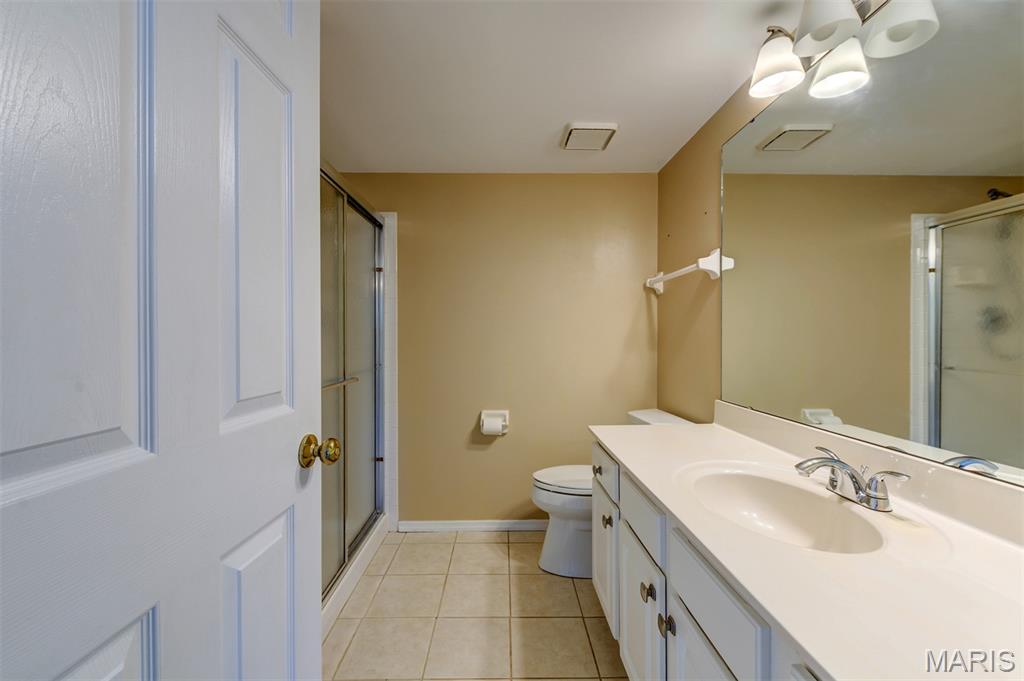 Spring Hill Farm Condo 28th - Residential