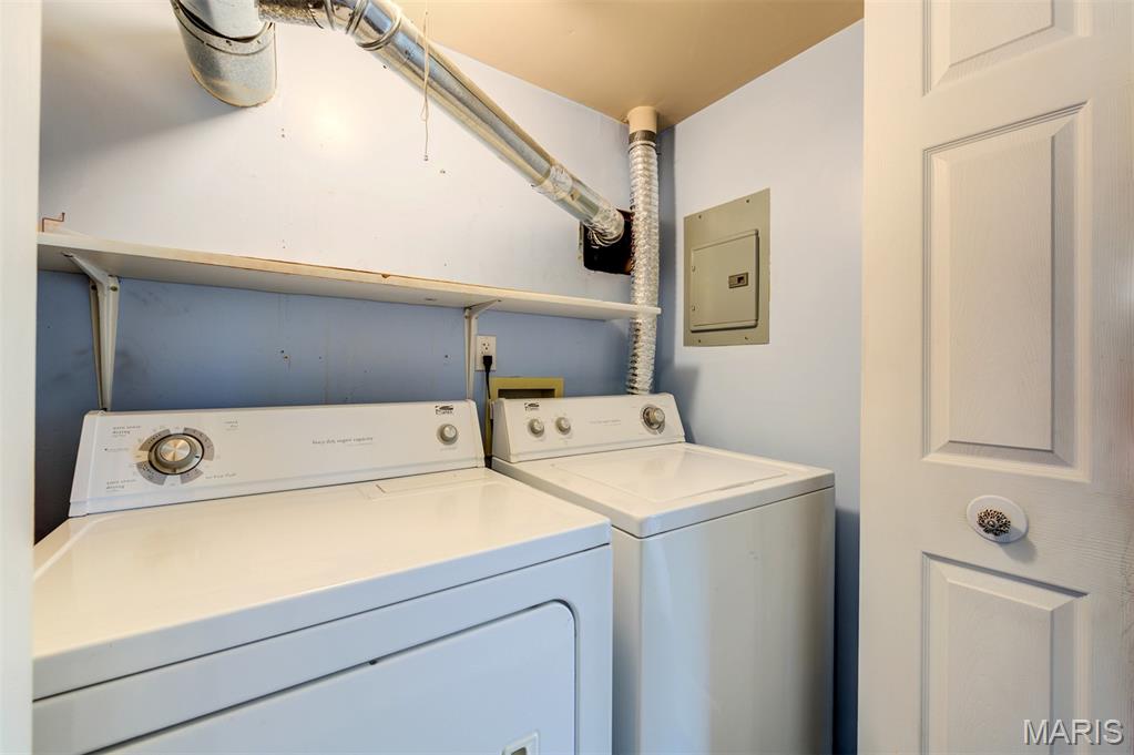 Spring Hill Farm Condo 28th - Residential