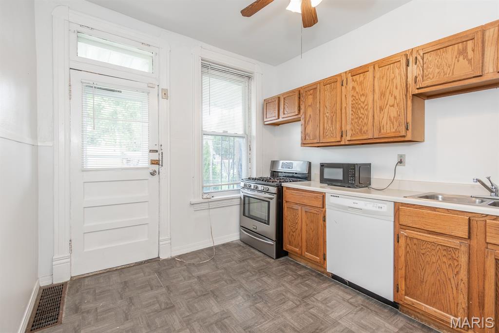 Russell Place Add - Residential
