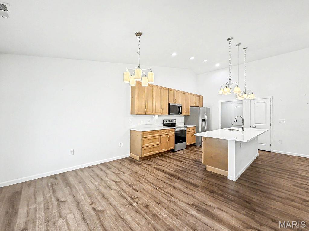 The Villas At West Ridge - Residential