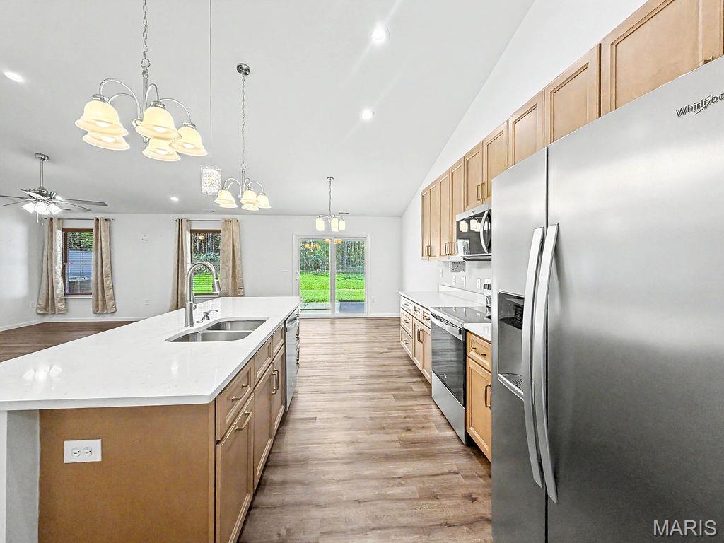 The Villas At West Ridge - Residential
