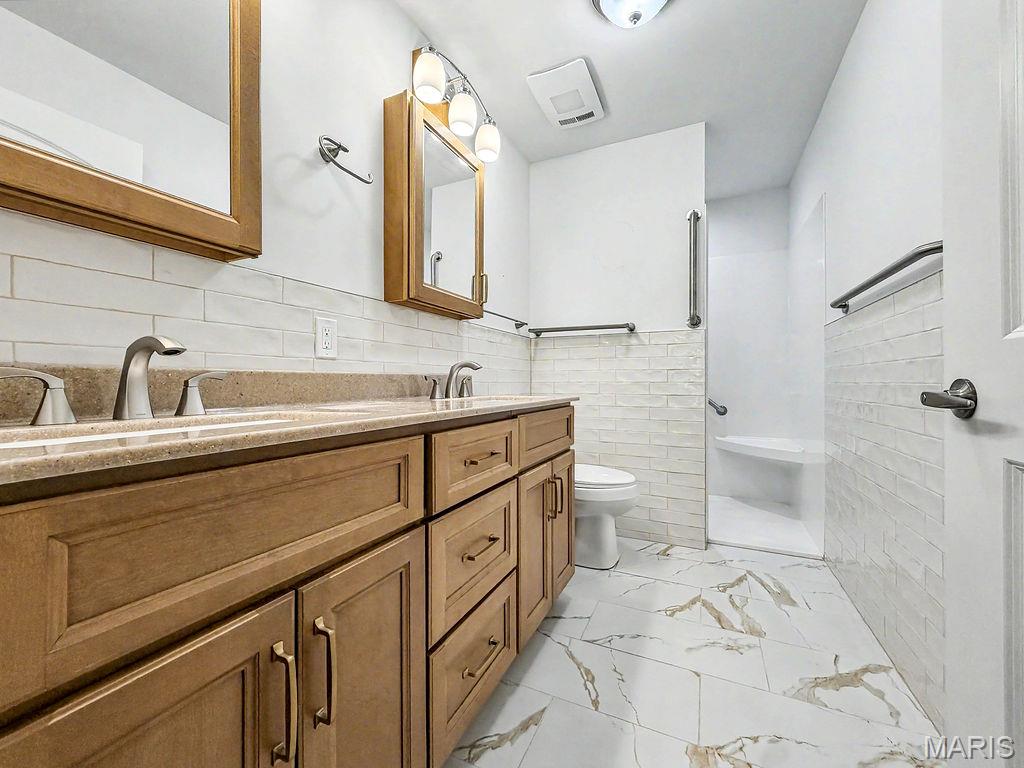 The Villas At West Ridge - Residential