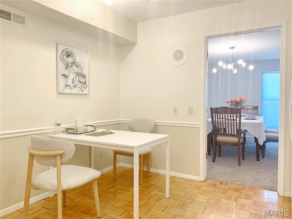 Coeur De Royale Condo - Residential