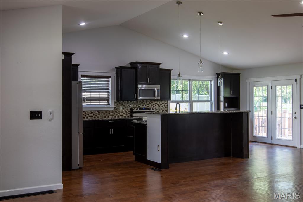 High Valley Lake Est2nd Add - Residential