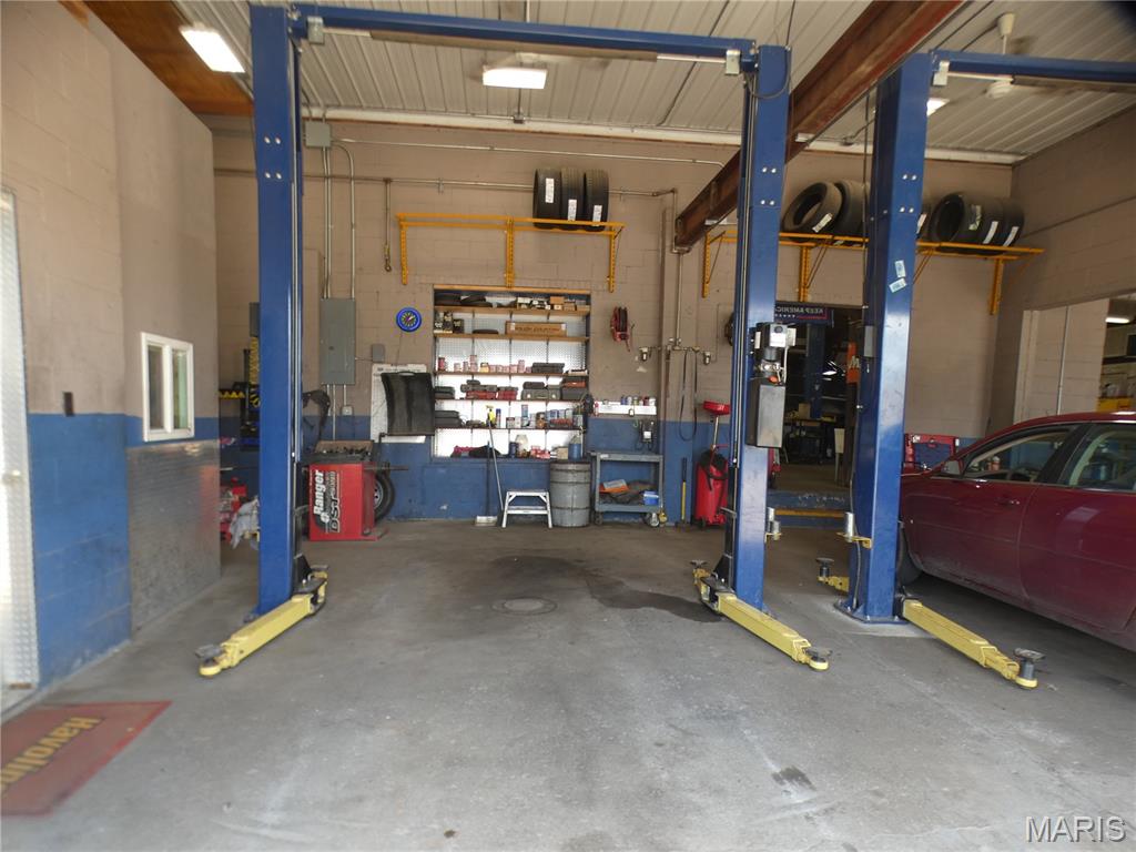 none - Commercial Sale