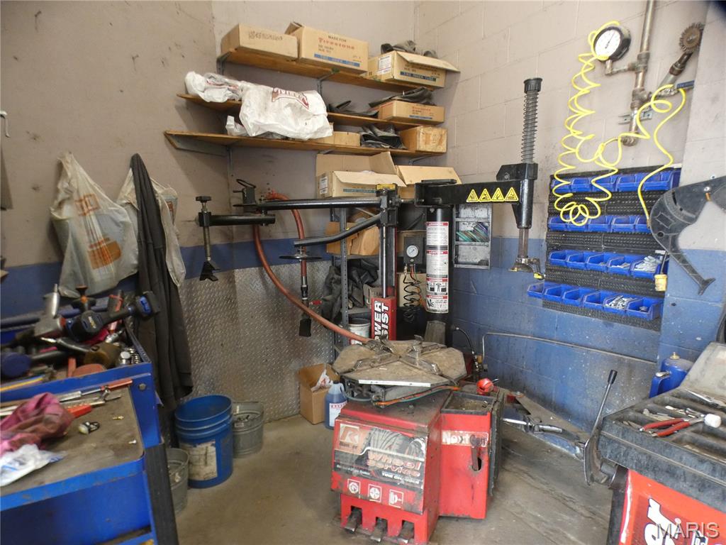 none - Commercial Sale