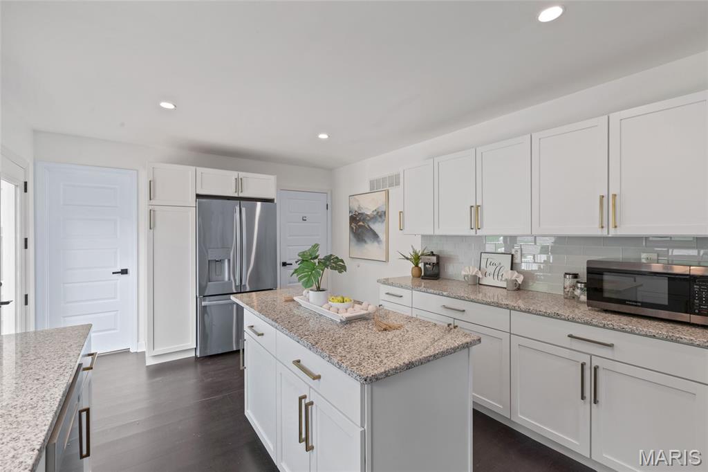 Spring Glen Three - Residential
