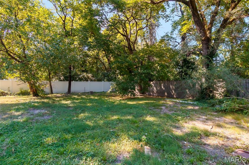 Florissant Road Terrace - Residential