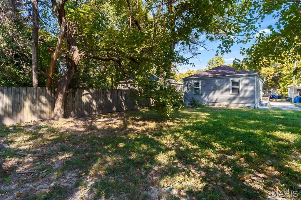 Florissant Road Terrace - Residential