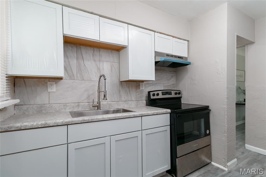 Florissant Road Terrace - Residential
