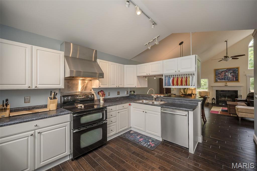 Mission Hills Estates - Residential