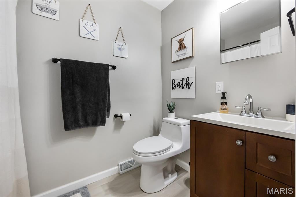 Meadowdale Heights 1st Add - Residential