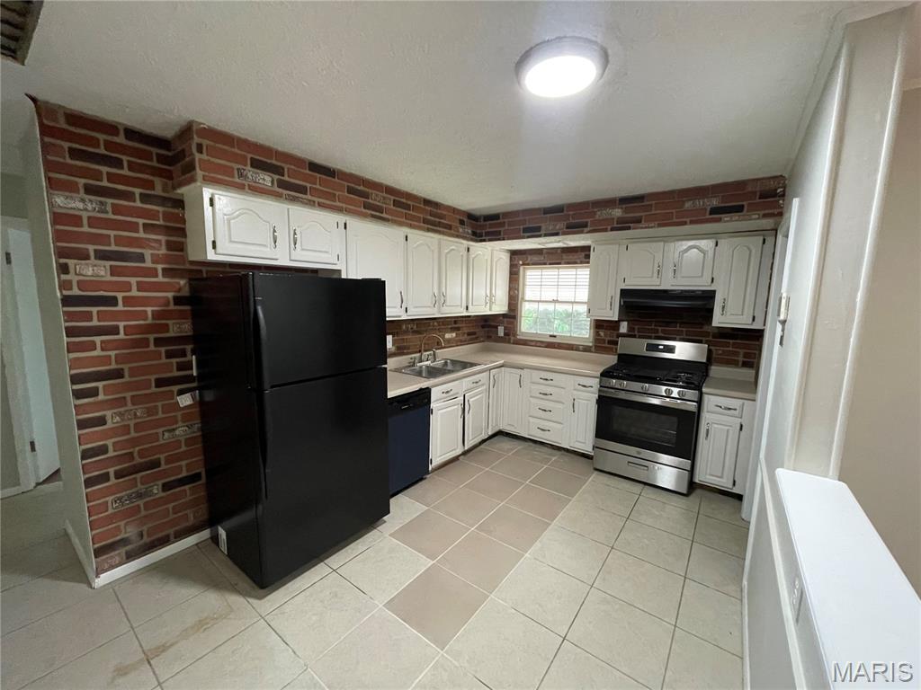 Glasgow Village Unit 15 - Residential
