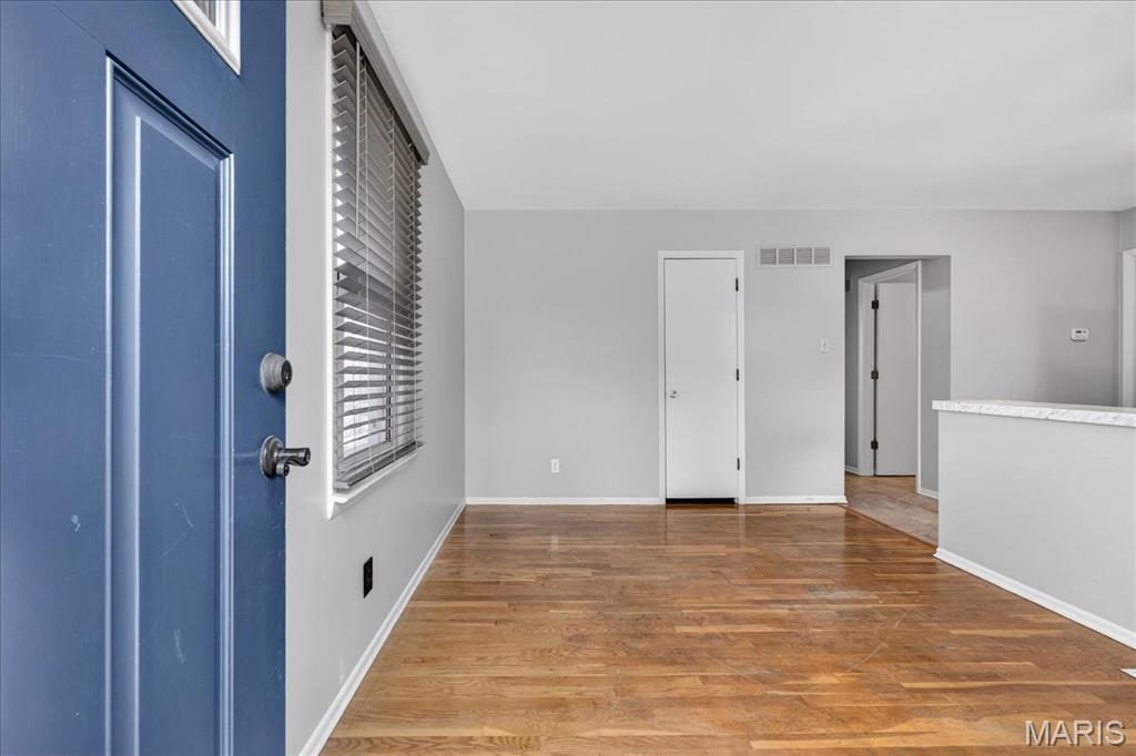 City/St Charles - Residential Lease