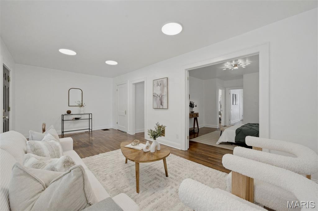 Russells Add 02 - Residential