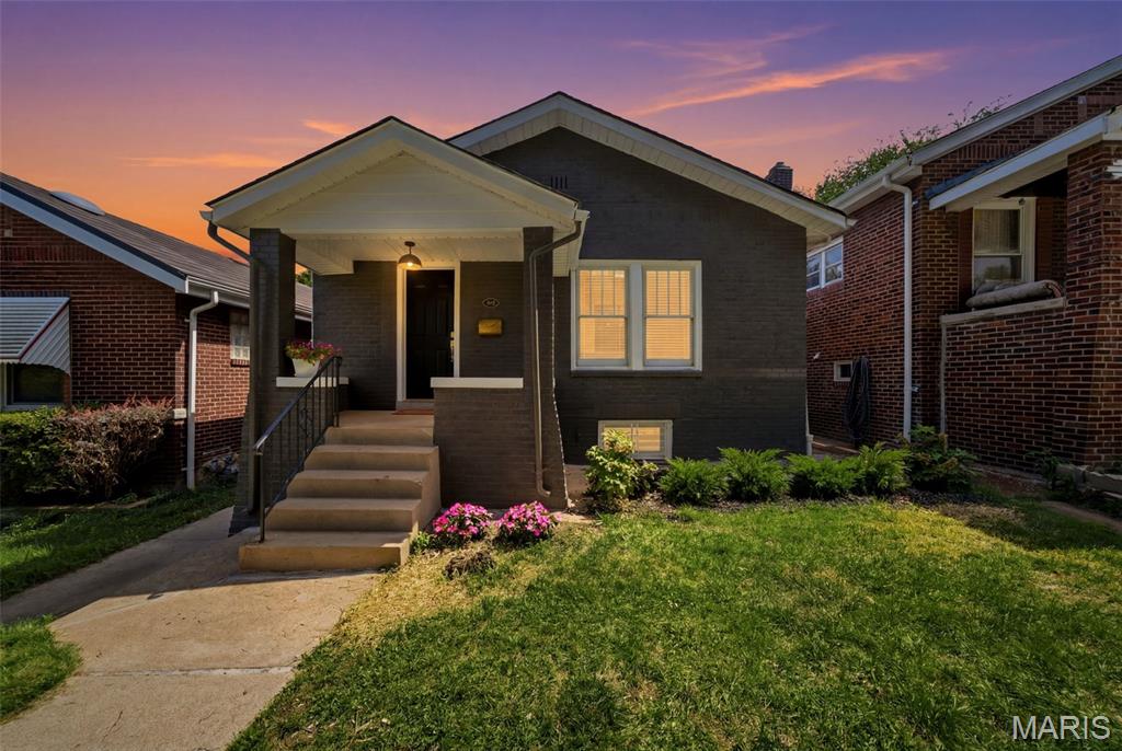 This beautifully renovated 2 bedroom, 1 bathroom home is ready for its next owner! From top to bottom, this home has been thoughtfully updated with attention to the details that make a space feel truly special. The kitchen is the heart of the home, featuring custom cabinetry, quartz countertops, stainless steel appliances, and finishes that give the space a clean and modern feel. Throughout the home you’ll find new lighting, updated door hardware, refreshed bathroom finishes, and so many little touches that make this home feel completely refreshed. Need more space? The finished basement adds a huge bonus area with new flooring, perfect for a second living room, home office, workout space, or entertaining. The custom wood basement windows in basement and 3-season room right off the kitchen, add a unique touch you won’t find in every home. A detached one-car garage provides additional convenience and storage. All of this is just minutes from the trails, gardens, and green space of Tower Grove Park, with easy access to some of the best dining, shopping, and neighborhood amenities St. Louis has to offer.