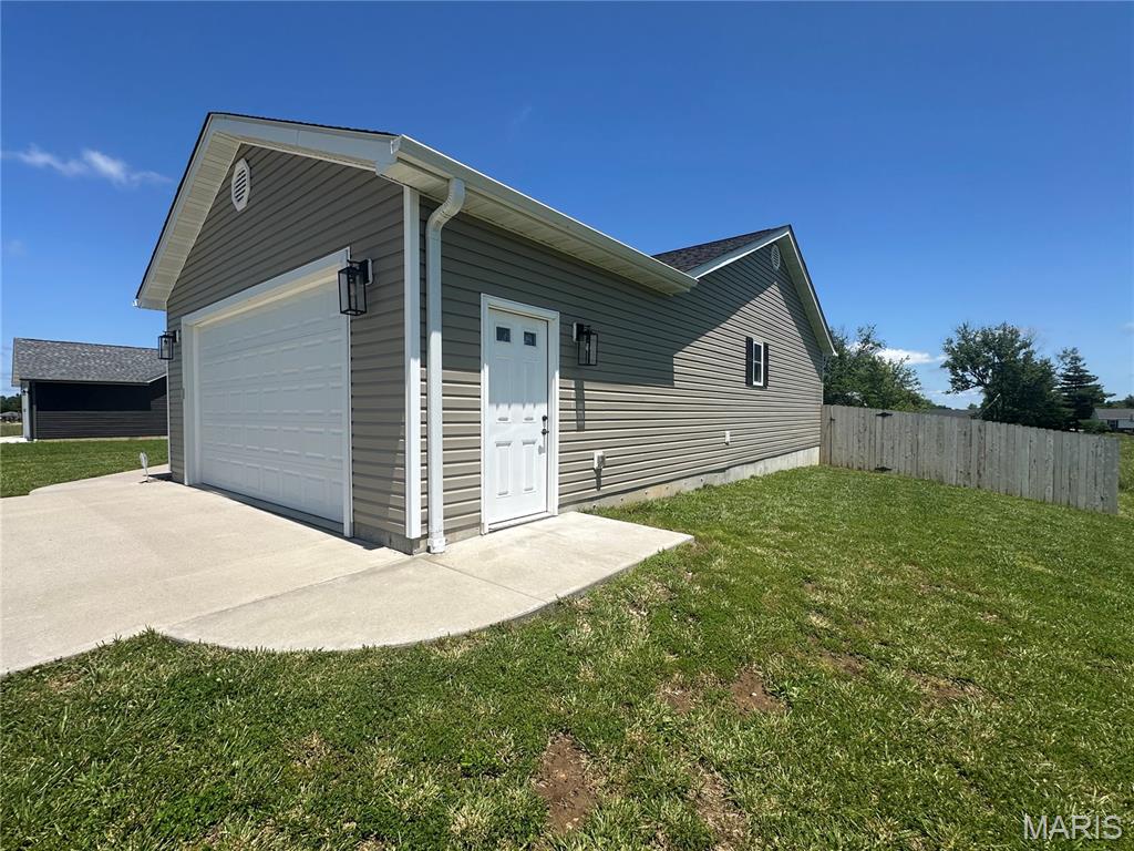 GRUENLOH ESTATES - Residential