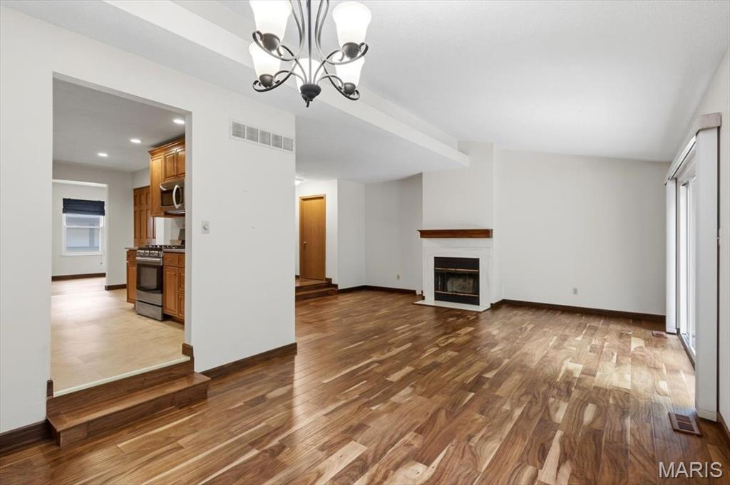 Royal Pines Condo Sixteenth - Residential