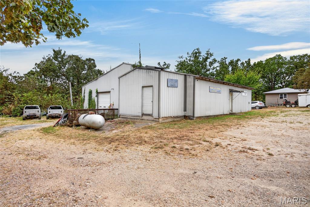 U/K - Commercial Sale