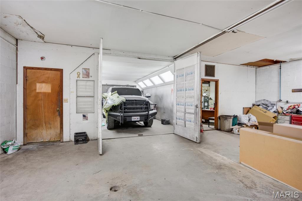 U/K - Commercial Sale