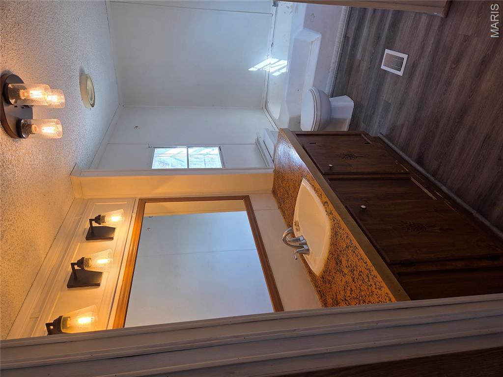 Wests Acres 1st Add - Residential