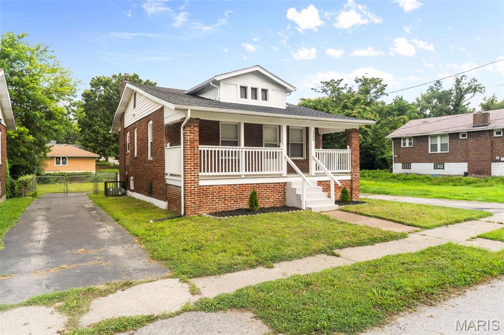 Crillys Terrace - Residential