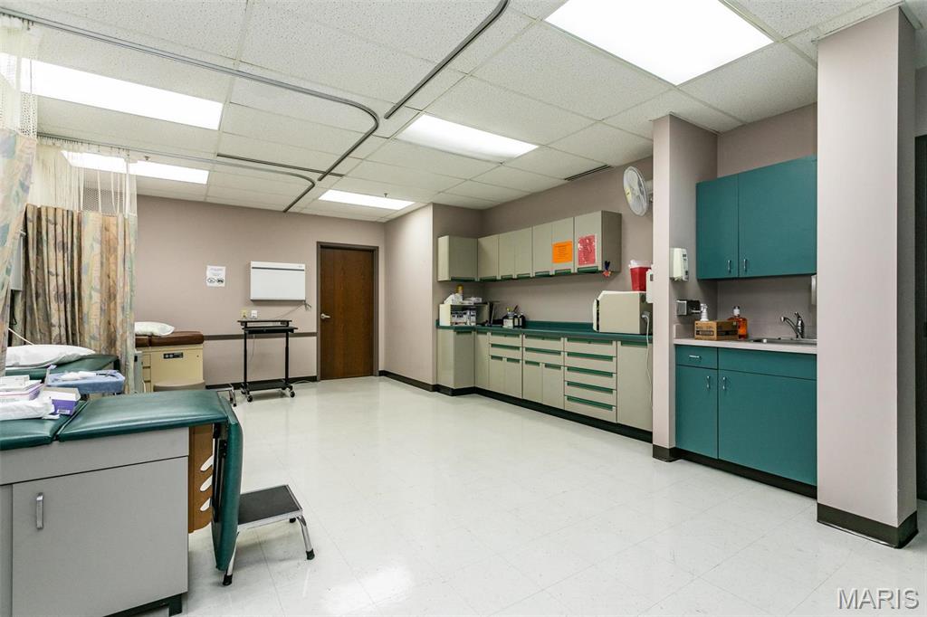 Parkway Professional Plaza #1 - Commercial Sale