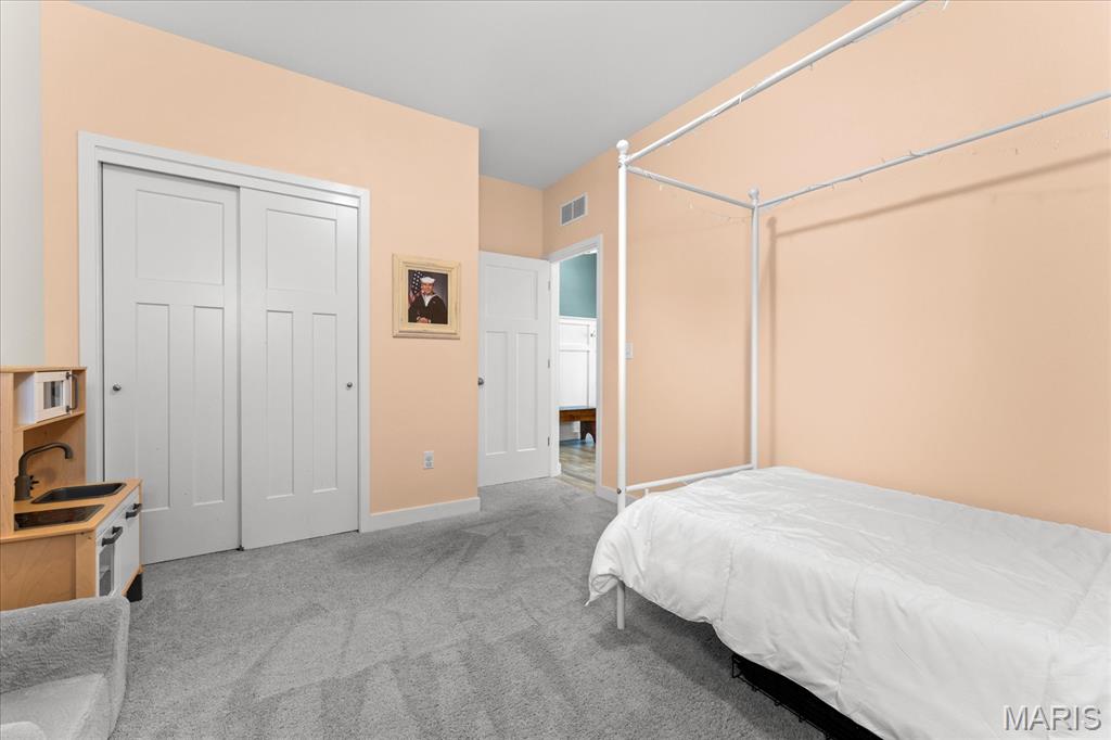 Sullivan Meadows - Residential