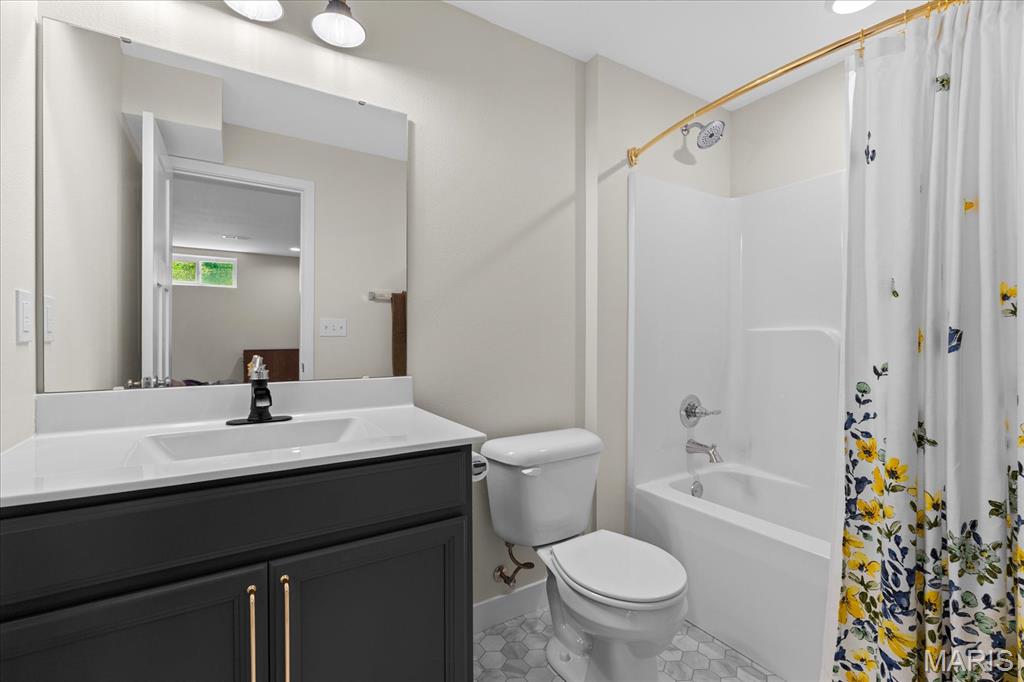 Sullivan Meadows - Residential