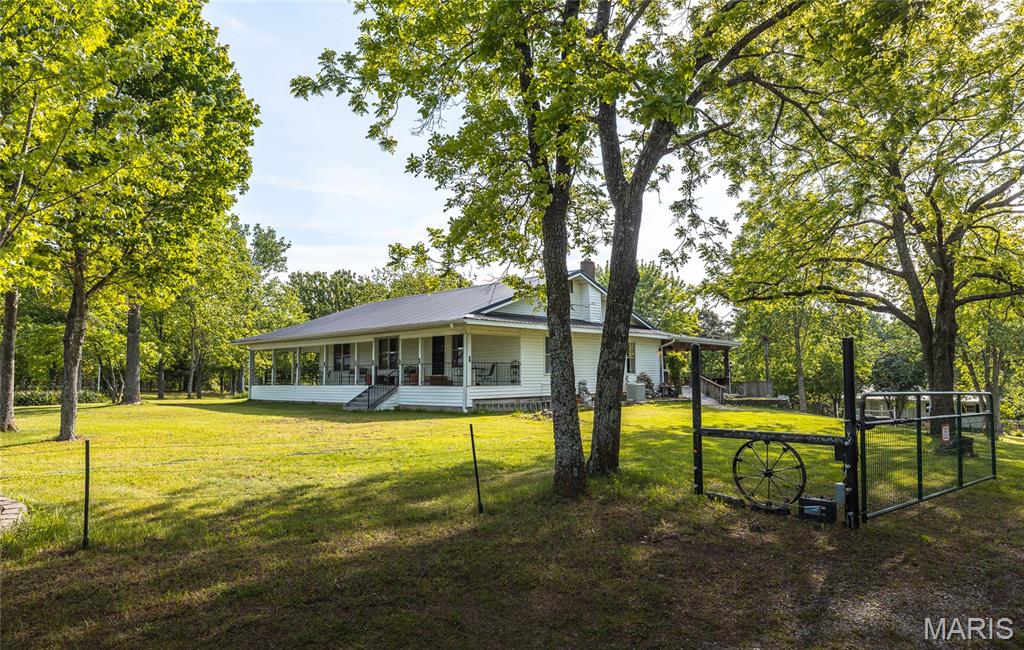 Jadwin - Farm