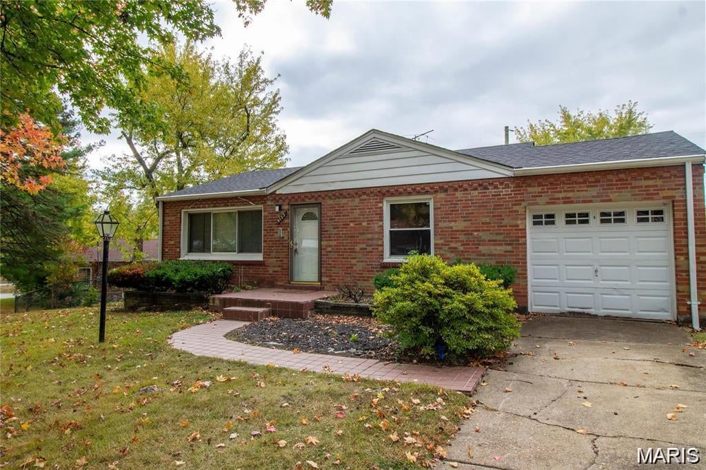Riverview Terrace Add 01 - Residential Lease