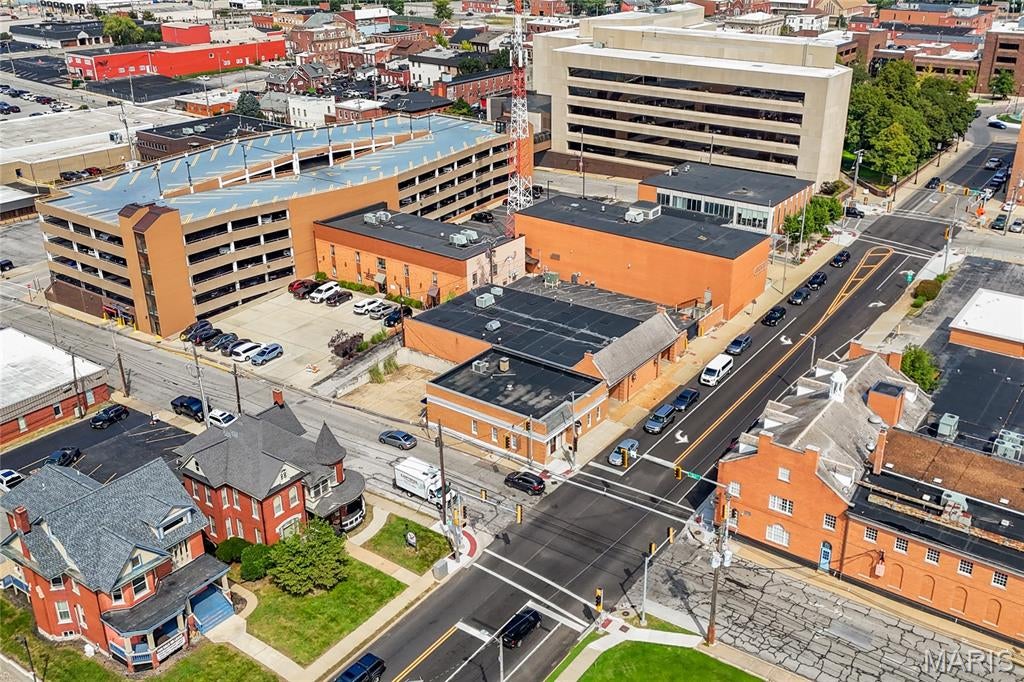 Belleville - Commercial Sale