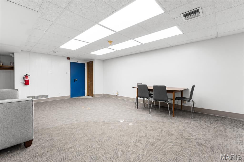Belleville - Commercial Sale