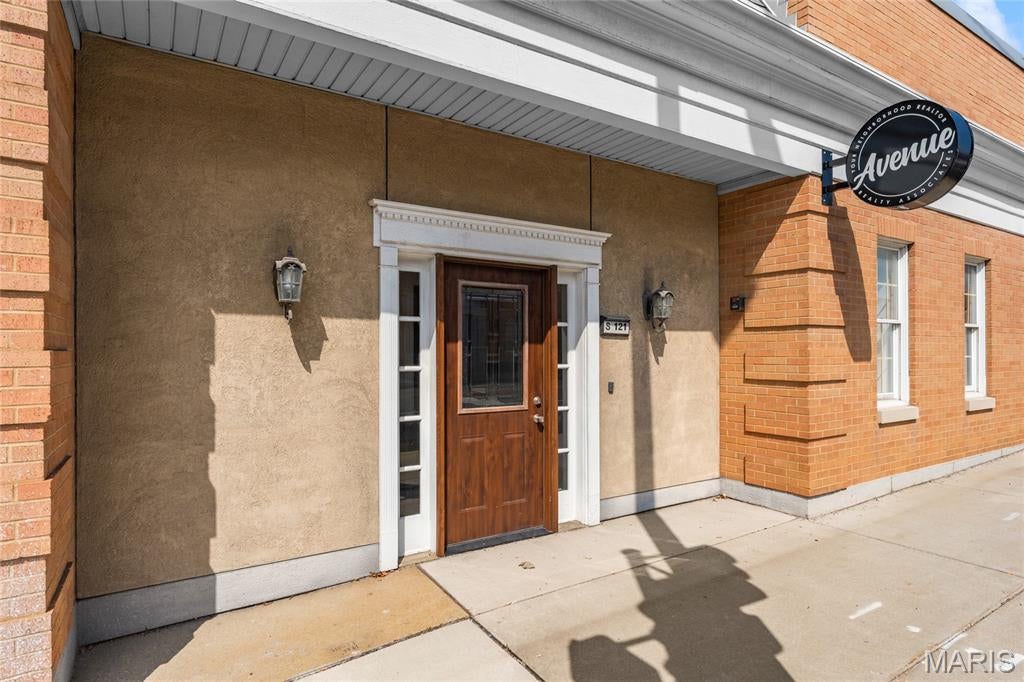 Belleville - Commercial Sale