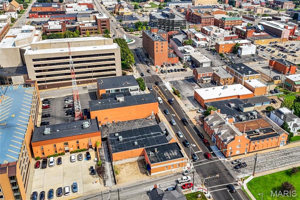 Belleville - Commercial Sale