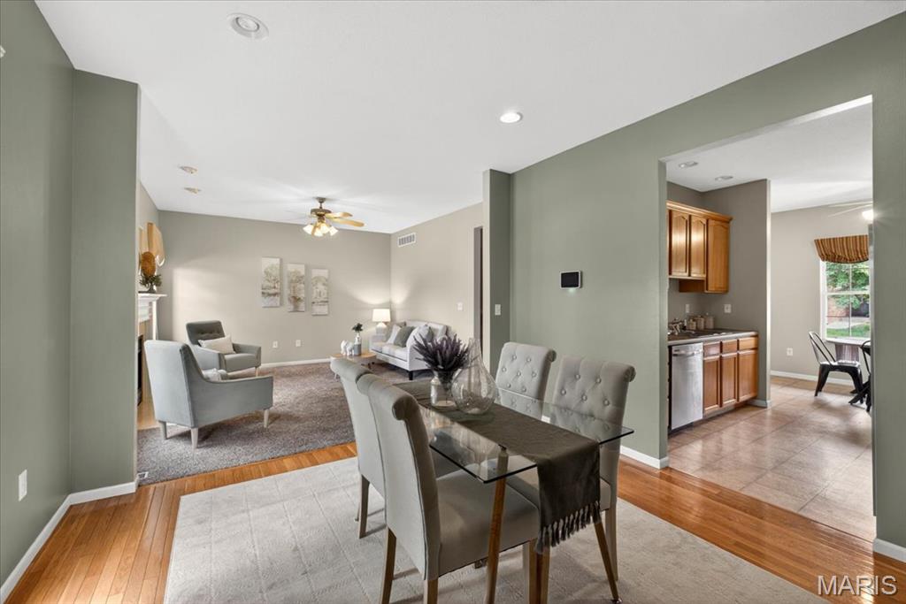 Cambridge Condominiums - Residential