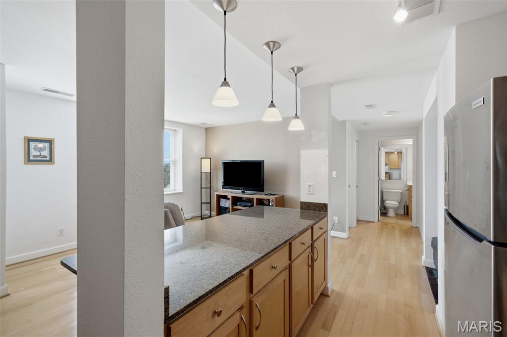 5330-5360 Pershing Condo - Residential