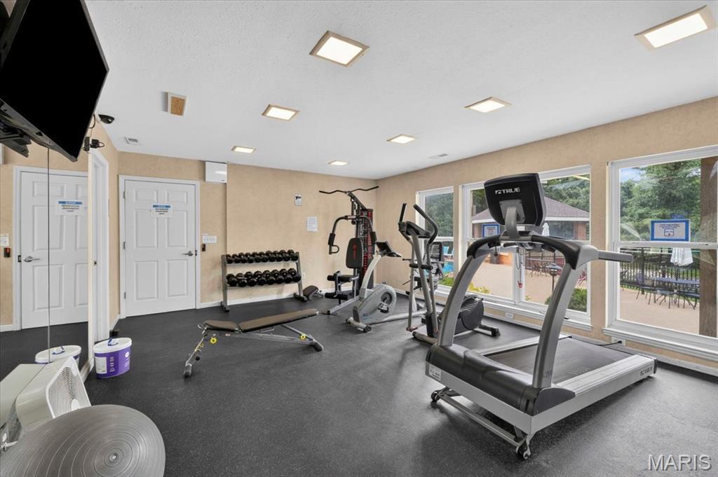 Greenbriar Condo - Residential