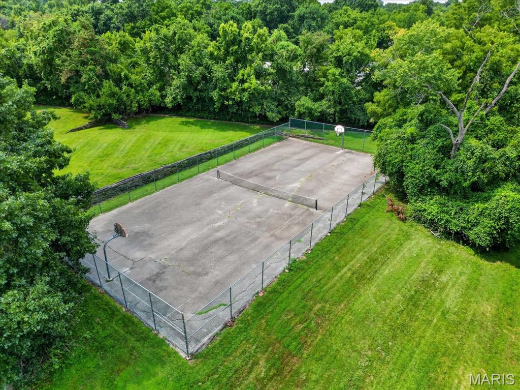 Greenbriar Condo - Residential