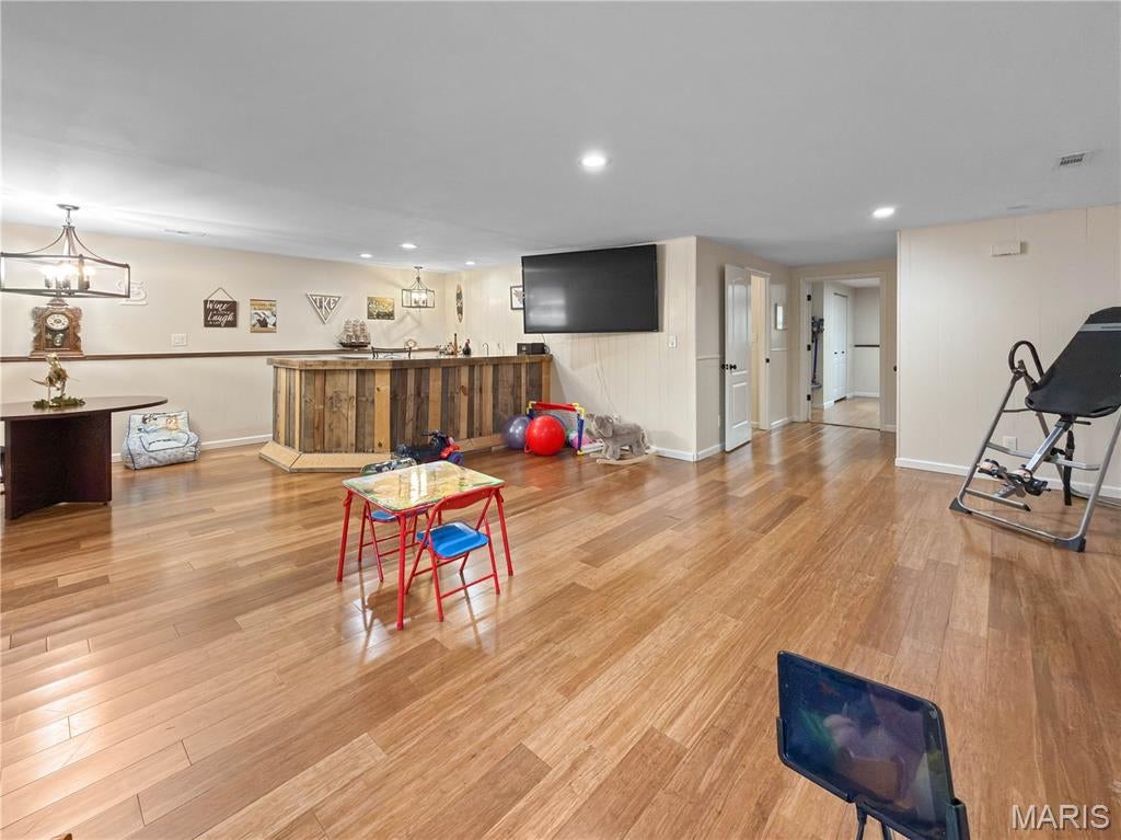 Briarwood Lake Estate - Residential