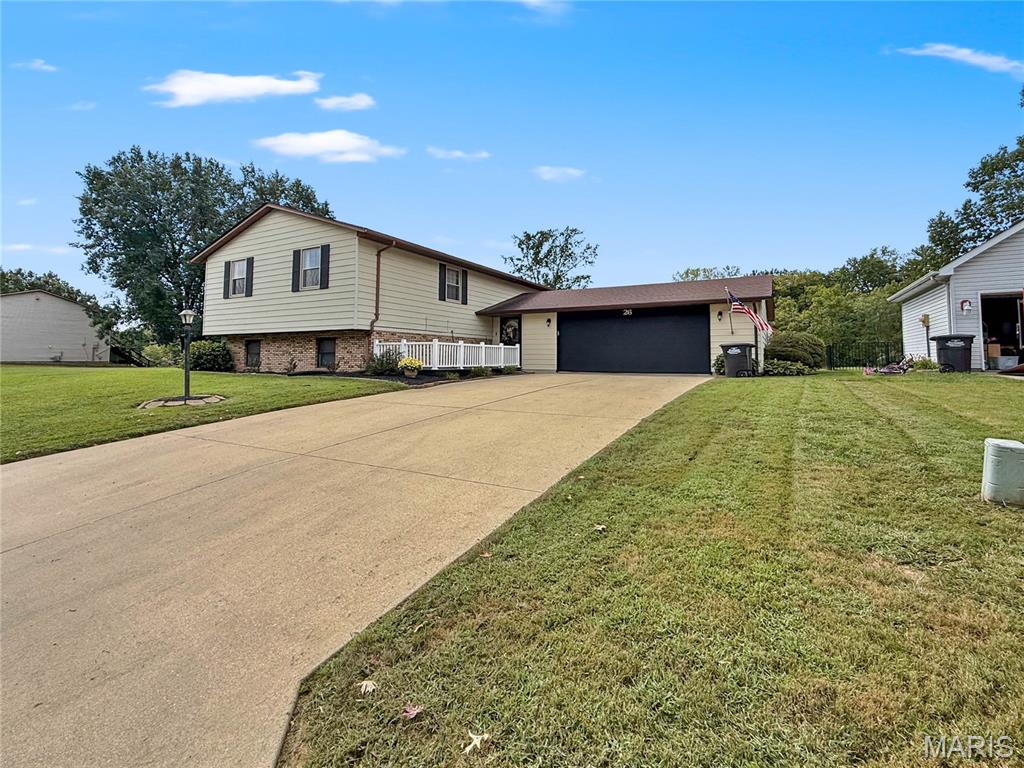 Briarwood Lake Estate - Residential
