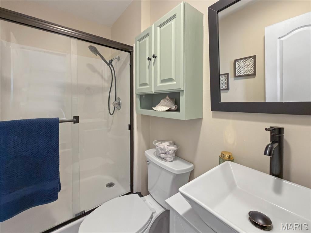 Briarwood Lake Estate - Residential