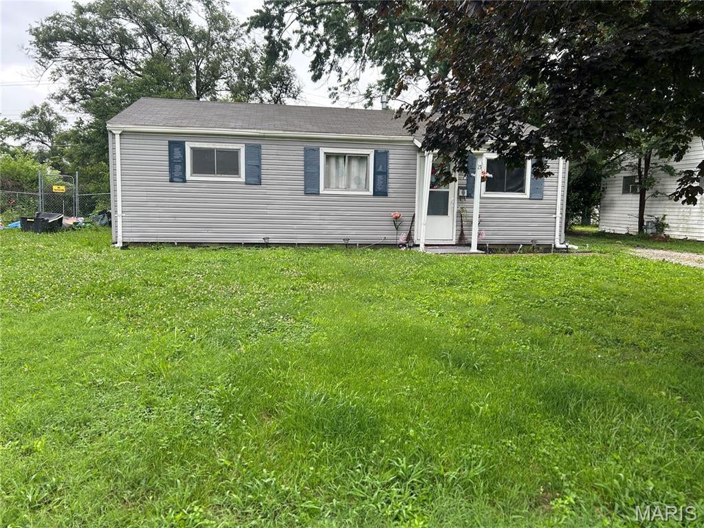 3 bed 1 Bath 
Tenanted Property 
The following updates have been made recently:
Updated landscaping, cleaned gutters, replaced some siding on the house, new lights throughout, new flooring in the kitchen, living room, hallway, and bathroom. Updated bathroom with new vanity, toilet, and lights.  This property was tenant occupied therefore we could not include interior photos. Add this to your portfolio today. Close to Shopping Areas, Schools, Public Transportation and Interstate Highways. This is a Must See!!!!! Buyer to verify all Listing data including but not limited to sq. ft., measurements, features, lot size, taxes/exemptions, schools and etc.