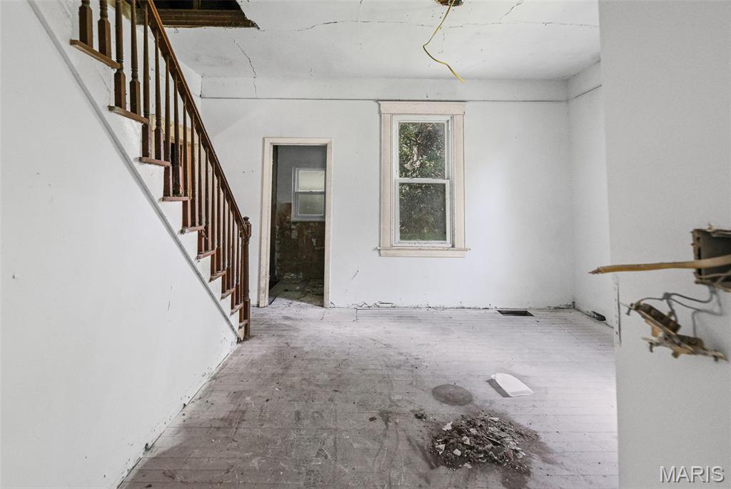 J L, Add - Residential