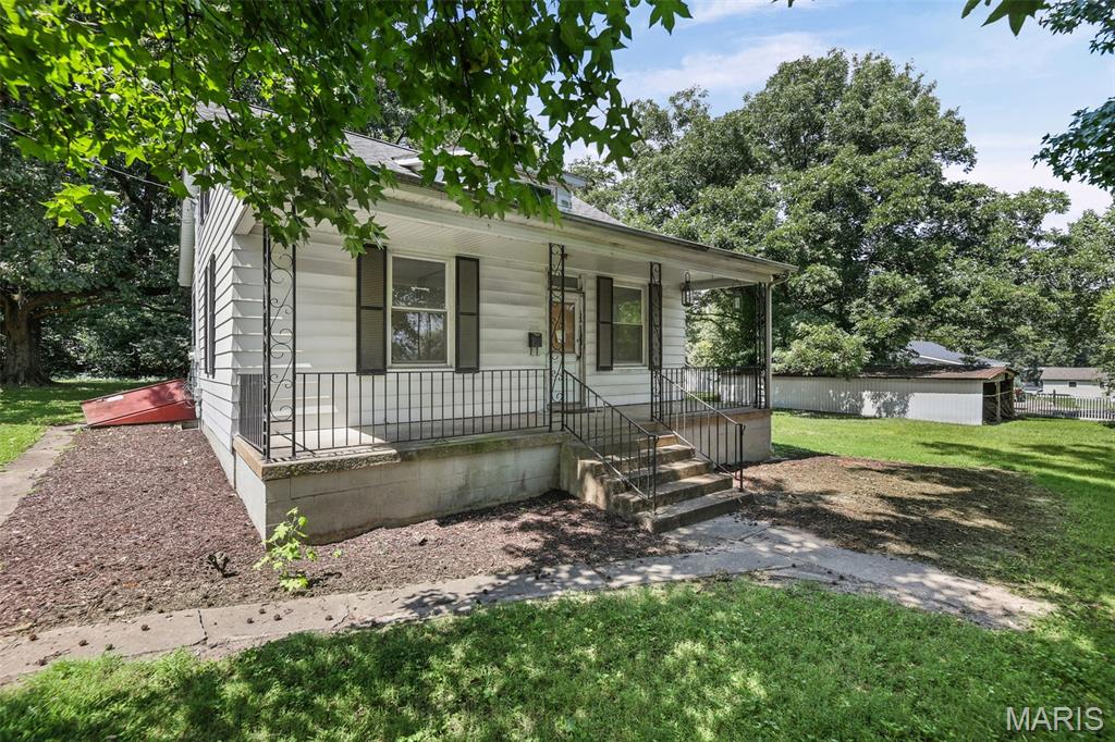 J L, Add - Residential